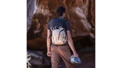 Klymit Mystic 20L Hydration Pack -Garmin Shop opplanet klymit mystic 20l hydration pack tan black regular 12mybw20c av 4