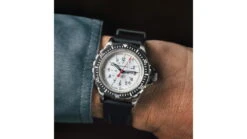 Marathon Watch Arctic Edition Large Divers Automatic Watches, Rubber Strap 11 Marathon Watch Arctic Edition Large Divers Automatic Watches, Rubber Strap -Garmin Shop opplanet marathon watch arctic edition large divers automatic watches ngm black rubber strap white dial 41mm diameter 14mm thickness ww194006ss 0530 av 4