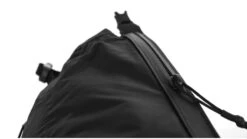 Matador Freerain Waterproof Packable Hip Pack -Garmin Shop opplanet matador freerain waterproof packable hip pack charcoal black 2 4 liter matfrhp001bk av 10