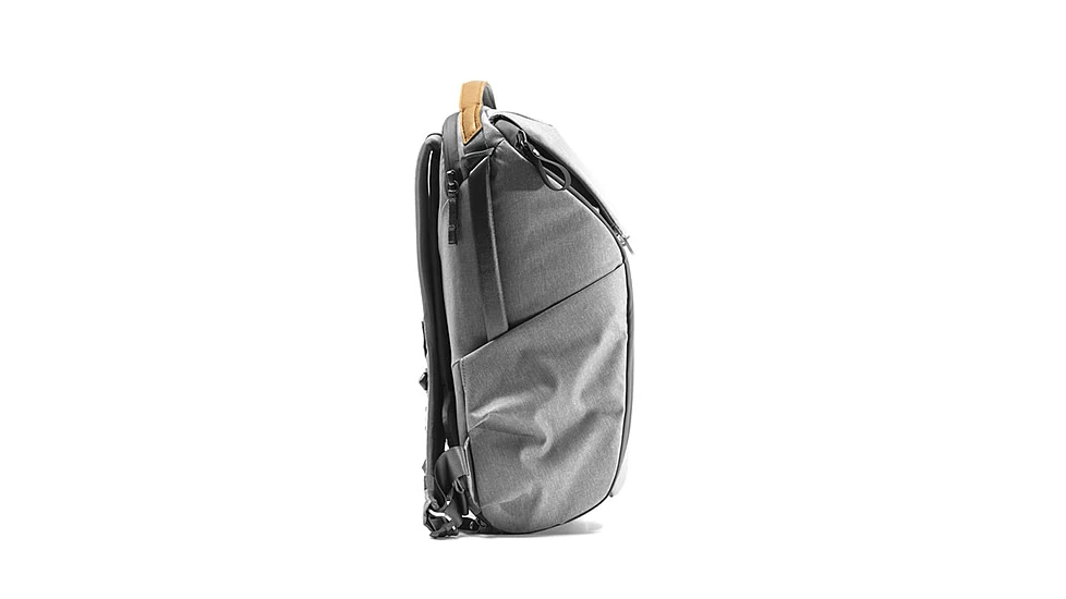 Peak Design Everyday 20 Liters V2 Backpack 19 Peak Design Everyday 20 Liters V2 Backpack - Image 17