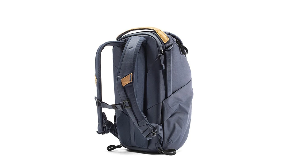 Peak Design Everyday 20 Liters V2 Backpack 9 Peak Design Everyday 20 Liters V2 Backpack - Image 7