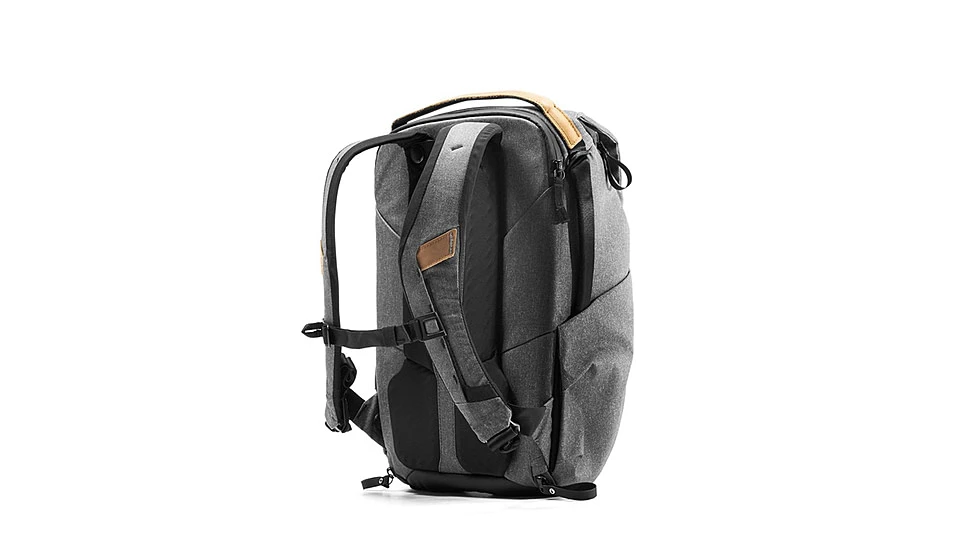 Peak Design Everyday 20 Liters V2 Backpack 10 Peak Design Everyday 20 Liters V2 Backpack - Image 8