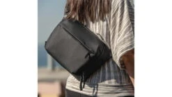 Peak Design Everyday Sling 3 Liters -Garmin Shop opplanet peak design everyday sling 3 liters black beds 3 bk 2 av 8