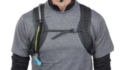 Thule Vital 6L Hydration Pack -Garmin Shop opplanet thule vital 6l hydration backpack black 6l 3204152 av 10